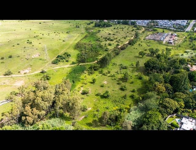 9,575M² VACANT LAND FOR SALE IN LONEHILL